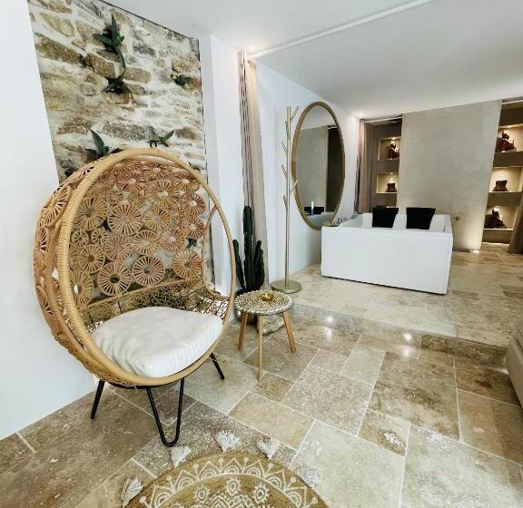 مبيت وإفطار Buddha Beach Thoiry