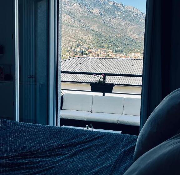 مبيت وإفطار Casa Petra Salga