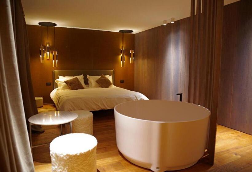 مبيت وإفطار Chalet La Ciaseta