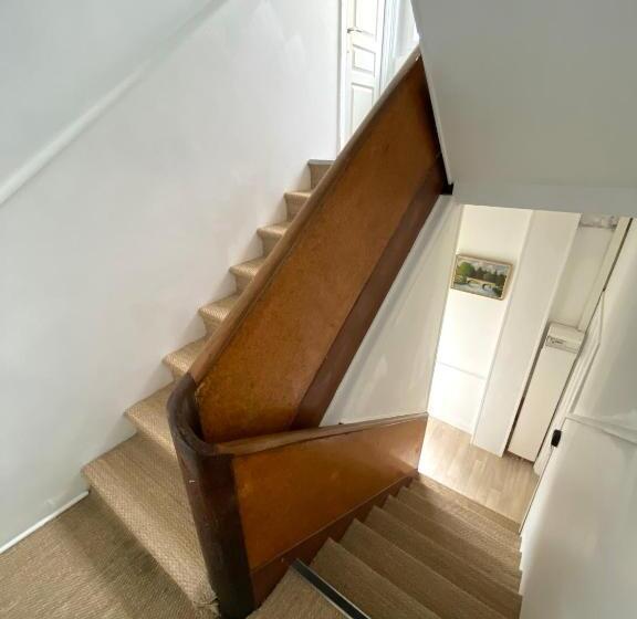 مبيت وإفطار Chambre & Salle De Bain Privée   Lv 33