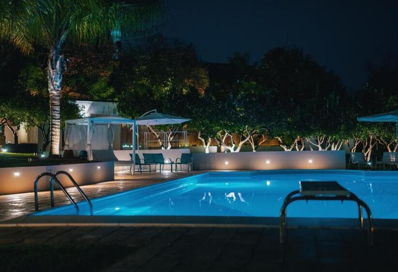 تختخواب و صبحانه Emesh Boutique Suite