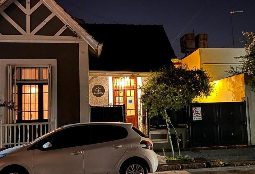 住宿加早餐  La Yurta