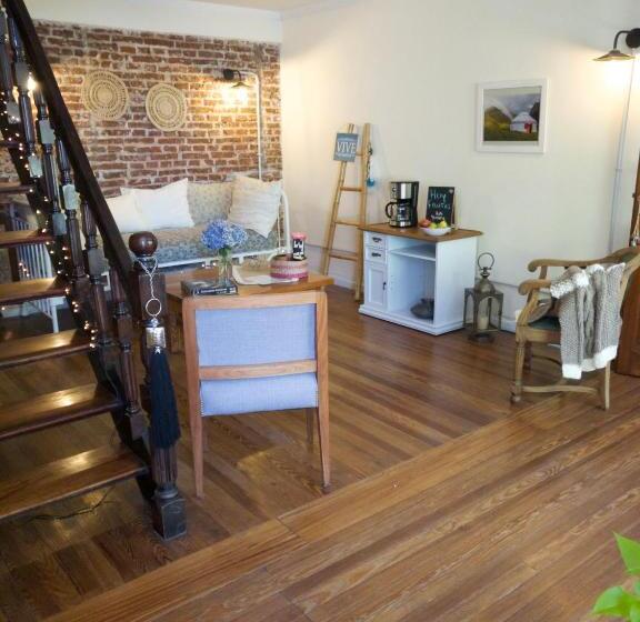 住宿加早餐  La Yurta