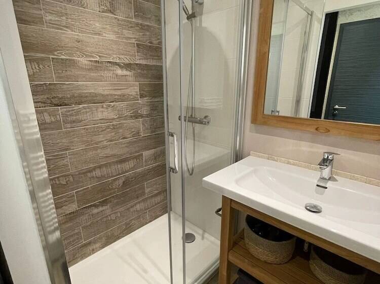 민박 Maison D Hôtes L Atelier Du Charmois