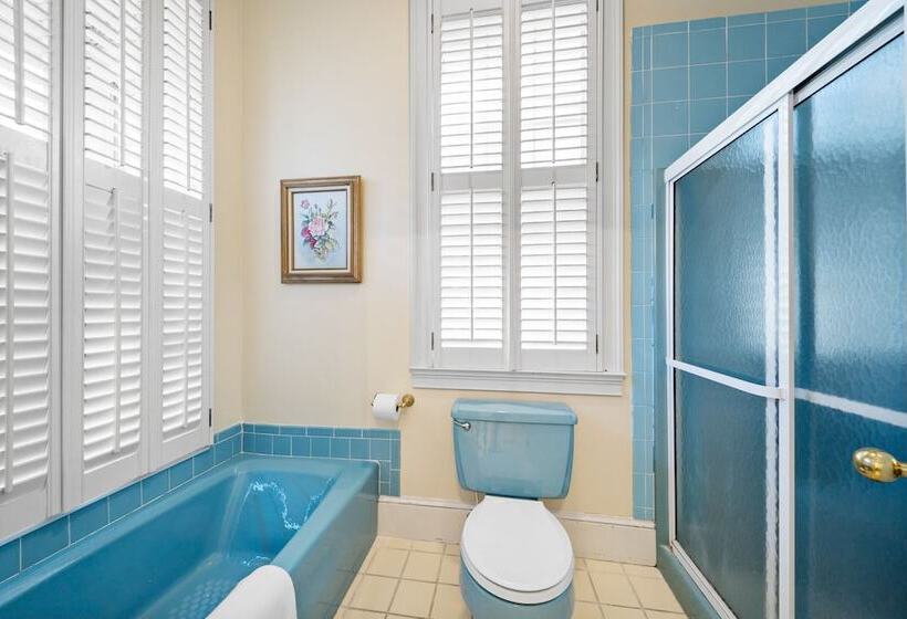 مبيت وإفطار The Inn On North Jefferson