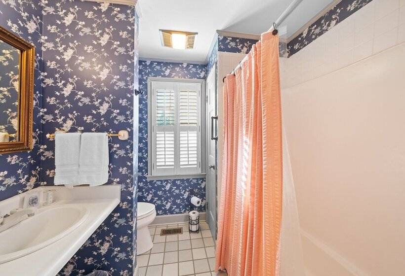 مبيت وإفطار The Inn On North Jefferson