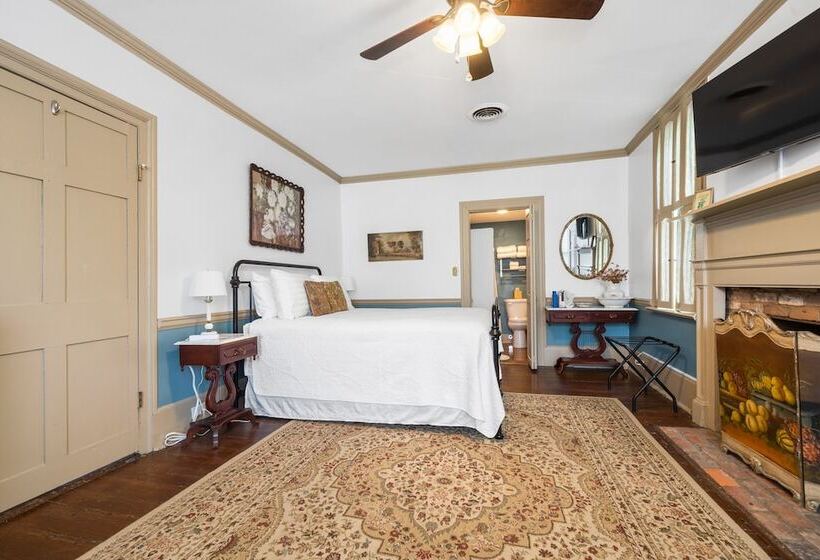 مبيت وإفطار The Inn On North Jefferson