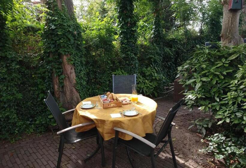 Nocleg ze śniadaniem The Walnut Tree