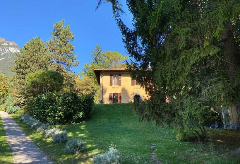 مبيت وإفطار Villa Lina