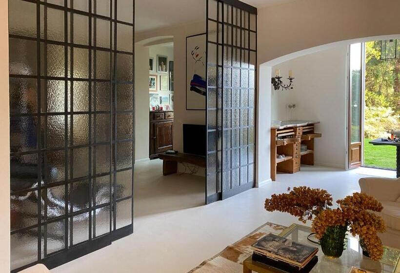 مبيت وإفطار Villa Lina