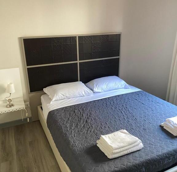 호텔 Albergo Leon D Oro