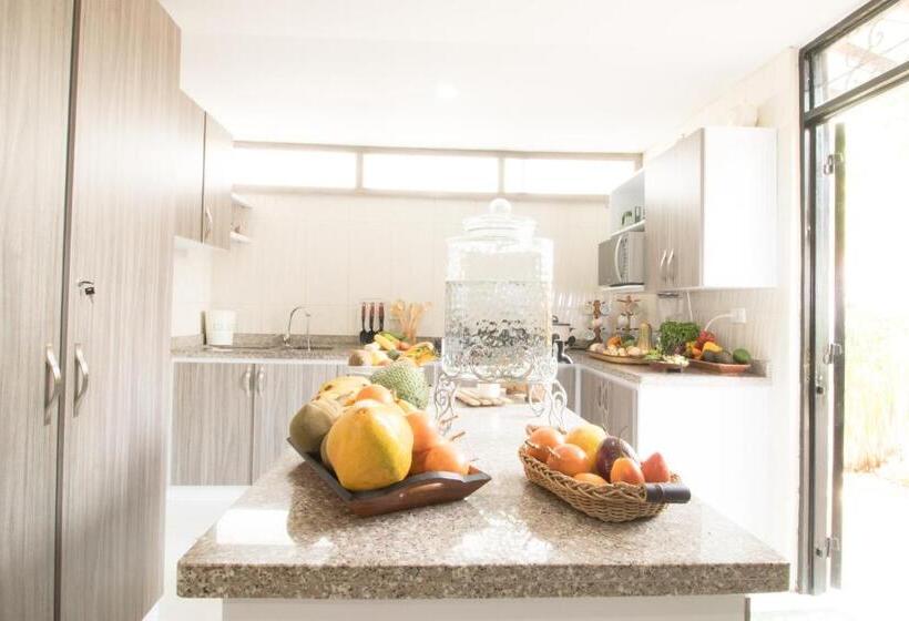 Отель Bosques De La Pradera