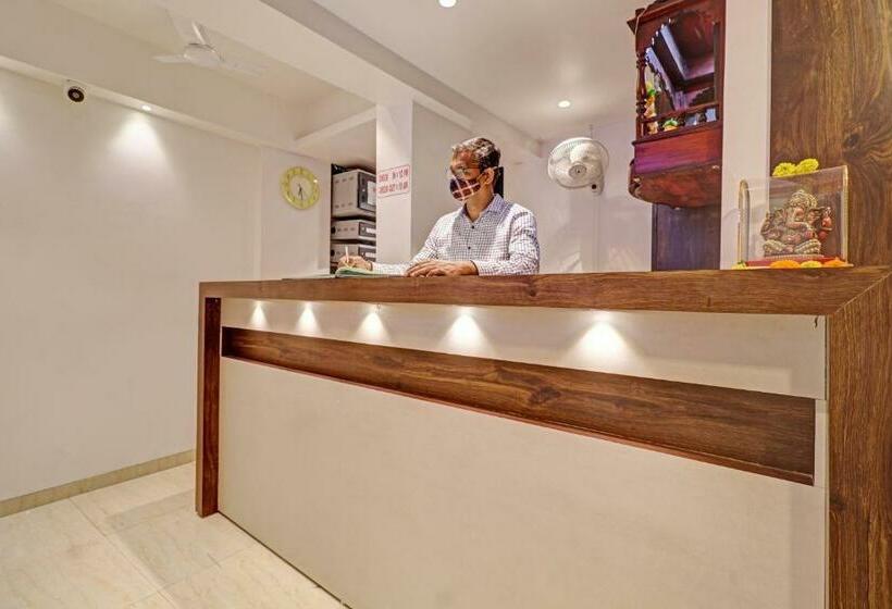 בית מלון כפרי Capital O 84240  Galaxy