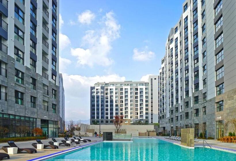 Отель Chestertons Sokcho