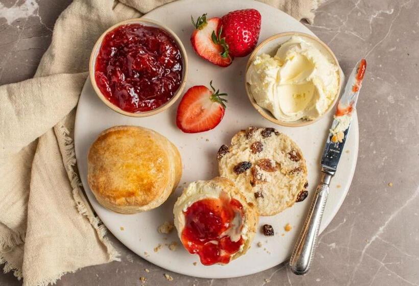 فندق Courtyard By Marriott Exeter Sandy Park