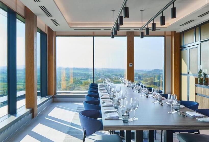 هتل Courtyard By Marriott Exeter Sandy Park