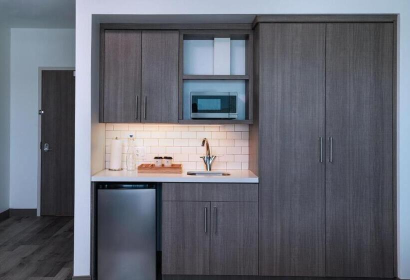 فندق Element Waco