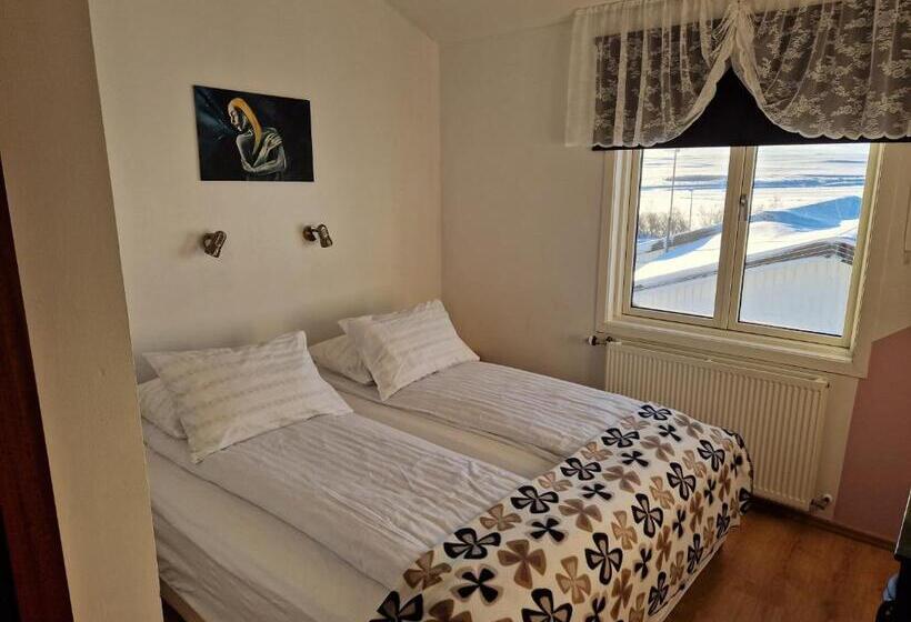 בית מלון כפרי Gauksmýri Guesthouse Lodge