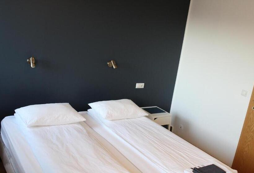 בית מלון כפרי Gauksmýri Guesthouse Lodge