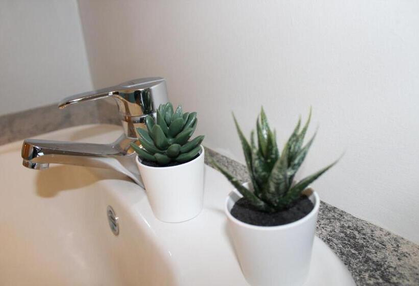 בית מלון כפרי Gauksmýri Guesthouse Lodge