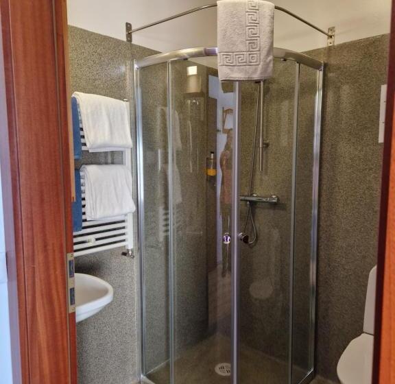 בית מלון כפרי Gauksmýri Guesthouse Lodge