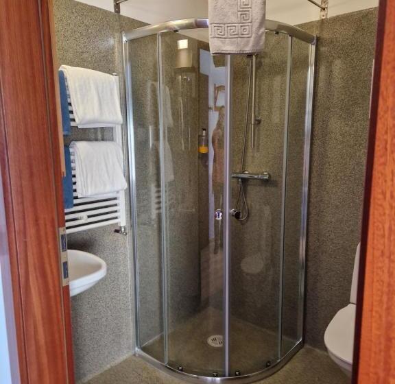 בית מלון כפרי Gauksmýri Guesthouse Lodge