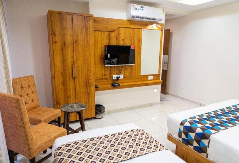 בית מלון כפרי Lee Grand