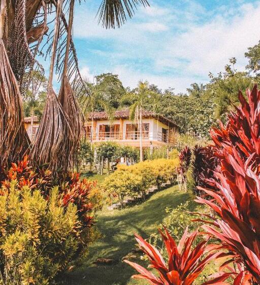 هتل Kantu Garden Lodge