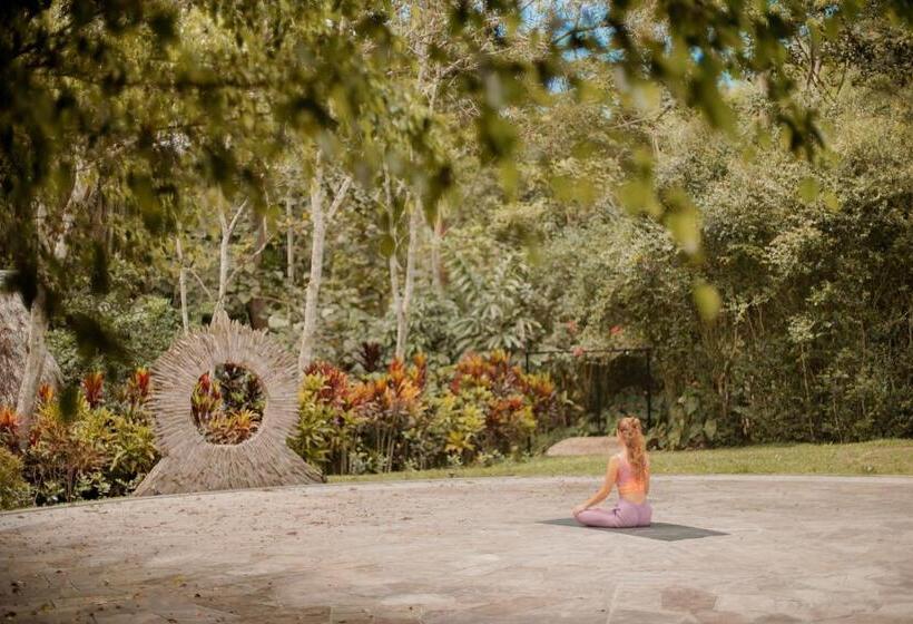 هتل Kantu Garden Lodge