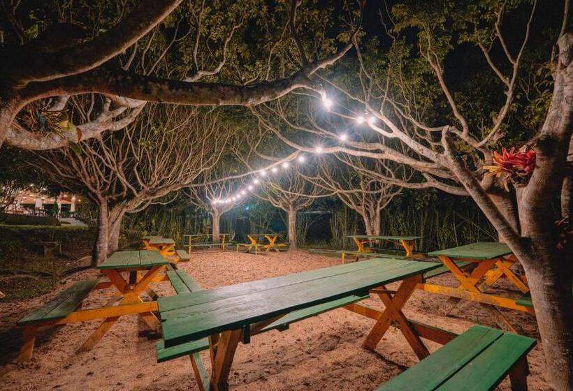 هتل Kantu Garden Lodge