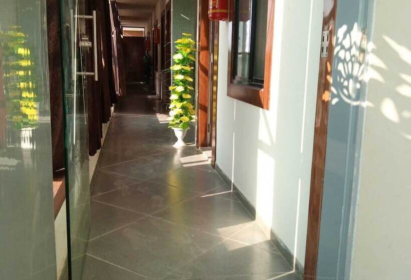 Szálloda Mansarovar,vadodara