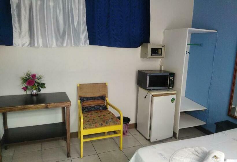 هتل Marruecos C.r