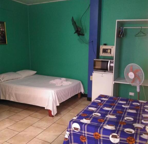 هتل Marruecos C.r