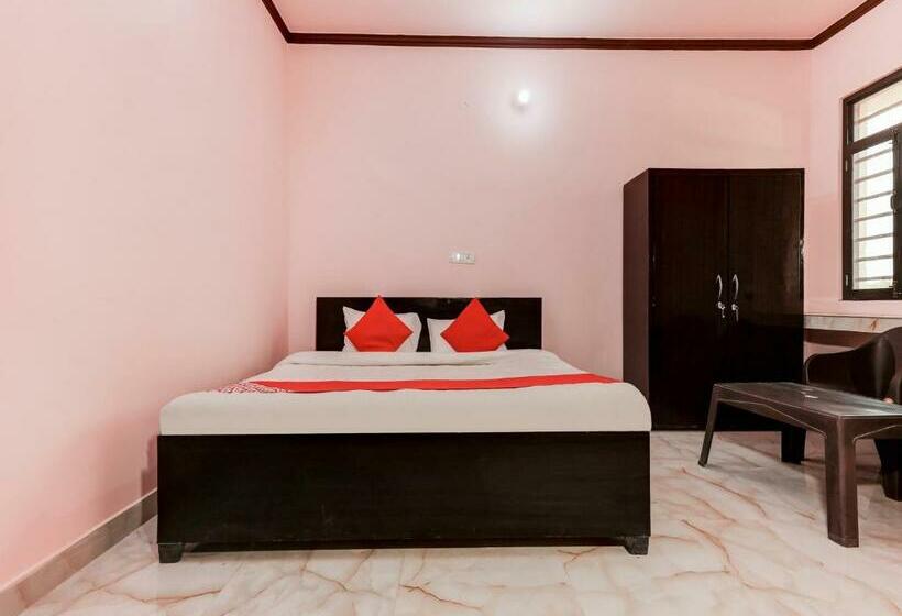 ホテル Spot On 84027 Balaji Hostel