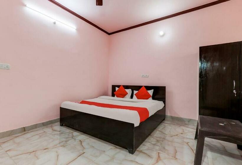 ホテル Spot On 84027 Balaji Hostel