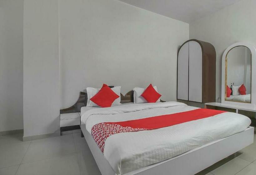 ホテル Oyo Flagship 83625 Avinash