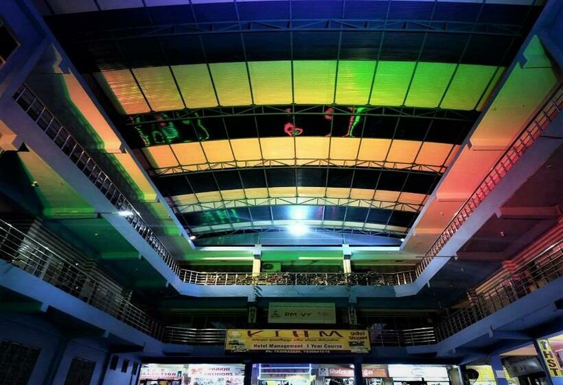 酒店 Sheetal Tower By Stayapart, Kotdwar