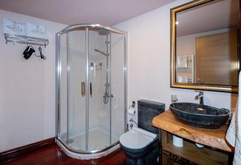 בית מלון כפרי The Canyon Kartepe And Restoran