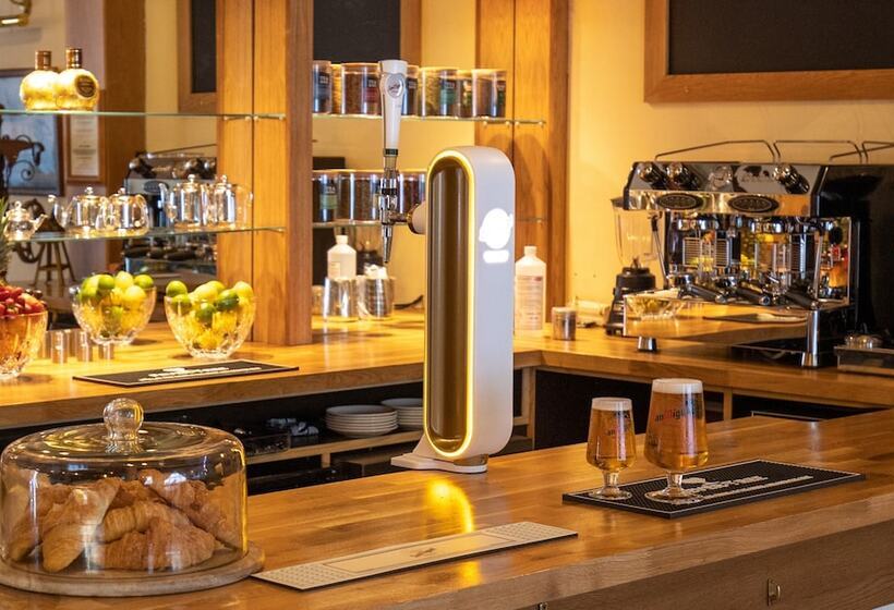 ホテル The Tiger Inn