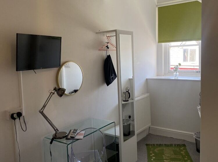 ホテル The Tiger Inn