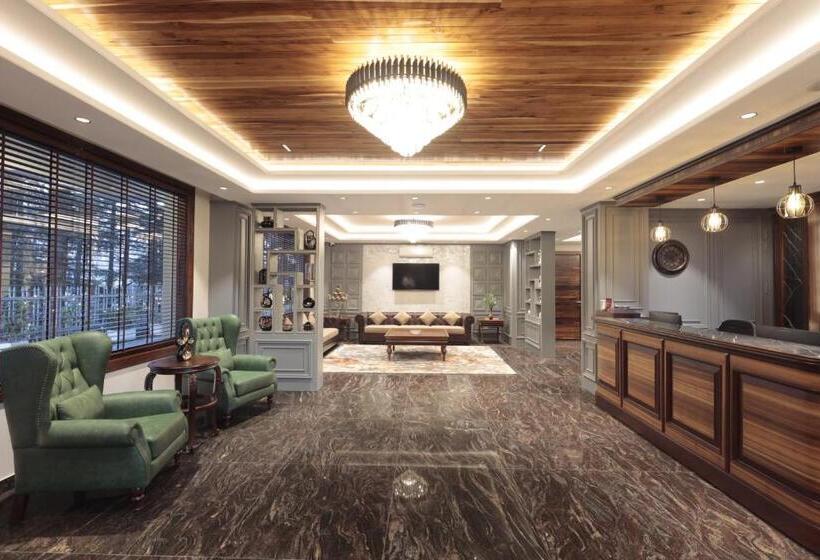 هتل Welcomheritage Elysium Resort & Spa