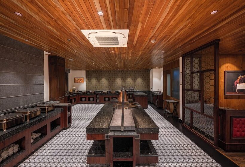 هتل Welcomheritage Elysium Resort & Spa