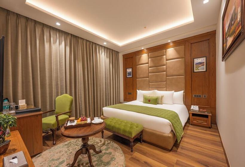 هتل Welcomheritage Elysium Resort & Spa