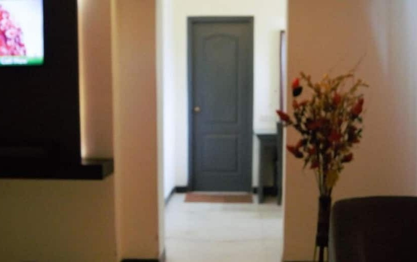 Zip By Spree Hotels Surabi International Vellore