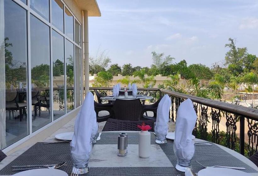 Justa Rudra Resort & Spa