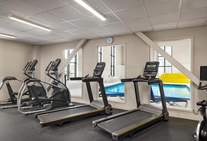 Microtel Inn & Suites Dorval Qc