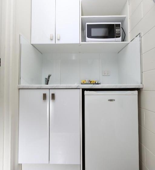 فندق على الطريق Albatross Motor Inn