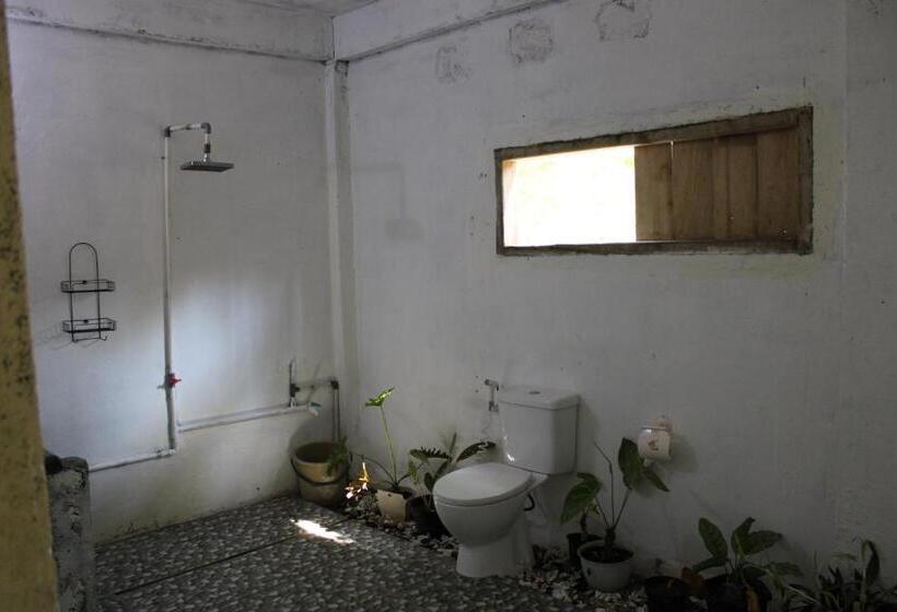 פנסיון Feby S Homestay