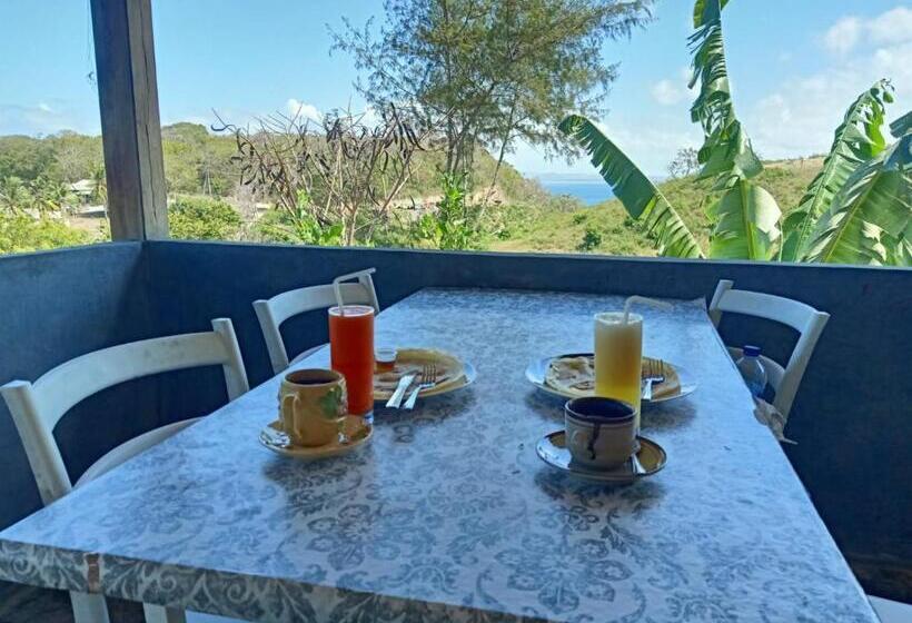 פנסיון Feby S Homestay