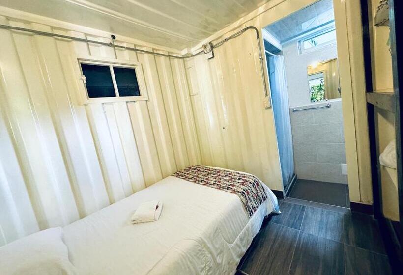 Пансион Hostal Bon Hábitat